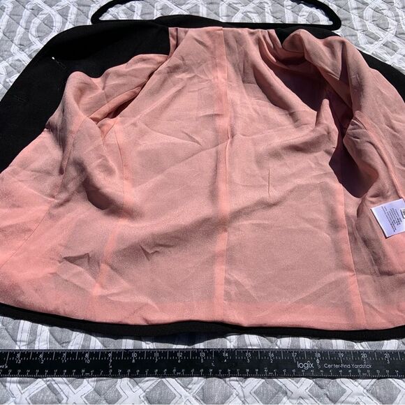 Sz 36 Small Silk Black Pink Cream Ruffle with Gold Pearl Button Blazer - Picture 5 of 10